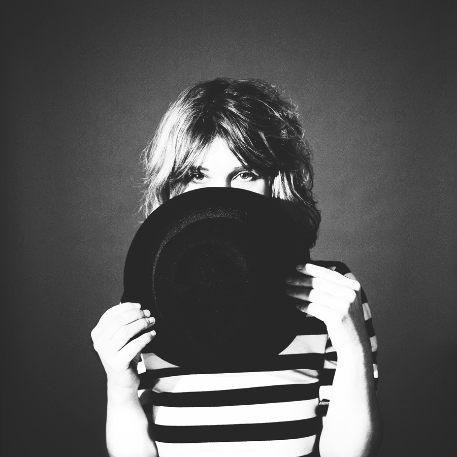 KittySolarisBlackWhite_900px